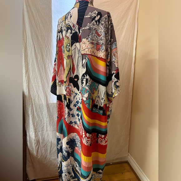 boutique Other - Japanese print kimono silky one size.